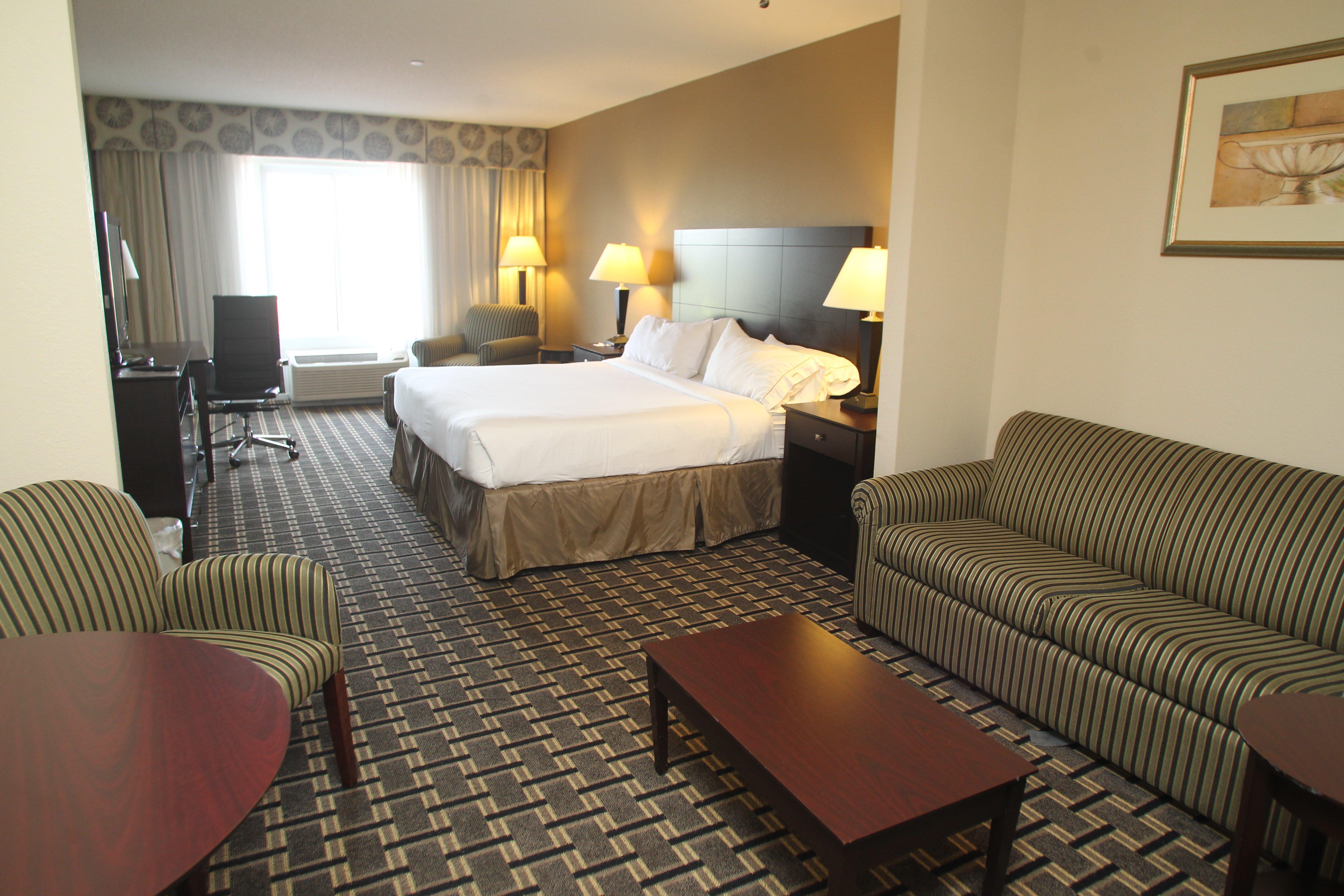 Holiday Inn Express Pembroke By Ihg Exteriör bild